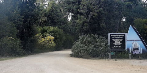 Waterfront Retreat At Wattle Point - Holiday Great Ocean Road 1