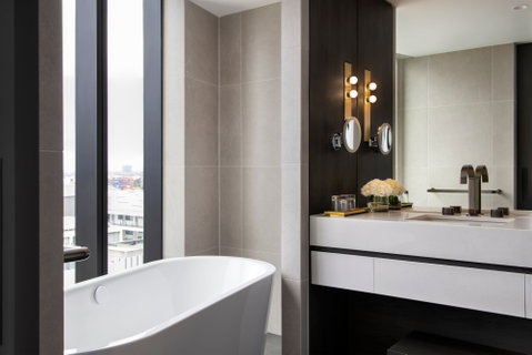 Melbourne Marriott Hotel Docklands - Holiday Great Ocean Road 4