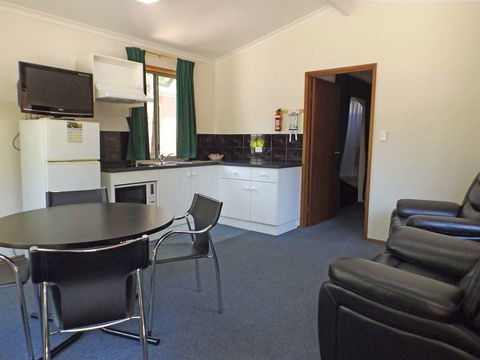 Adelaide Caravan Park - Holiday Great Ocean Road 8
