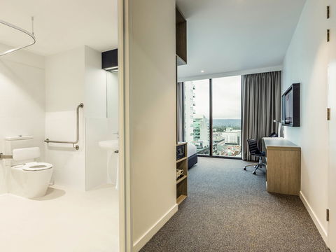 Ibis Adelaide - Holiday Great Ocean Road 5