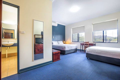 Atherton Hotel - Holiday Great Ocean Road 4