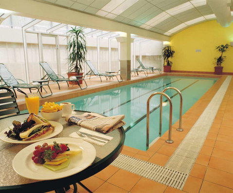 Clarion Suites Gateway - Holiday Great Ocean Road 8