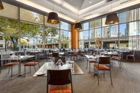 Clarion Suites Gateway - Holiday Great Ocean Road 10