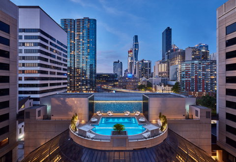 Crowne Plaza Melbourne - Holiday Great Ocean Road 7