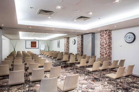 DoubleTree by Hilton, Flinders Street - Holiday Great Ocean Road 10