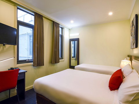Ibis Styles Kingsgate Hotel - Holiday Great Ocean Road 9