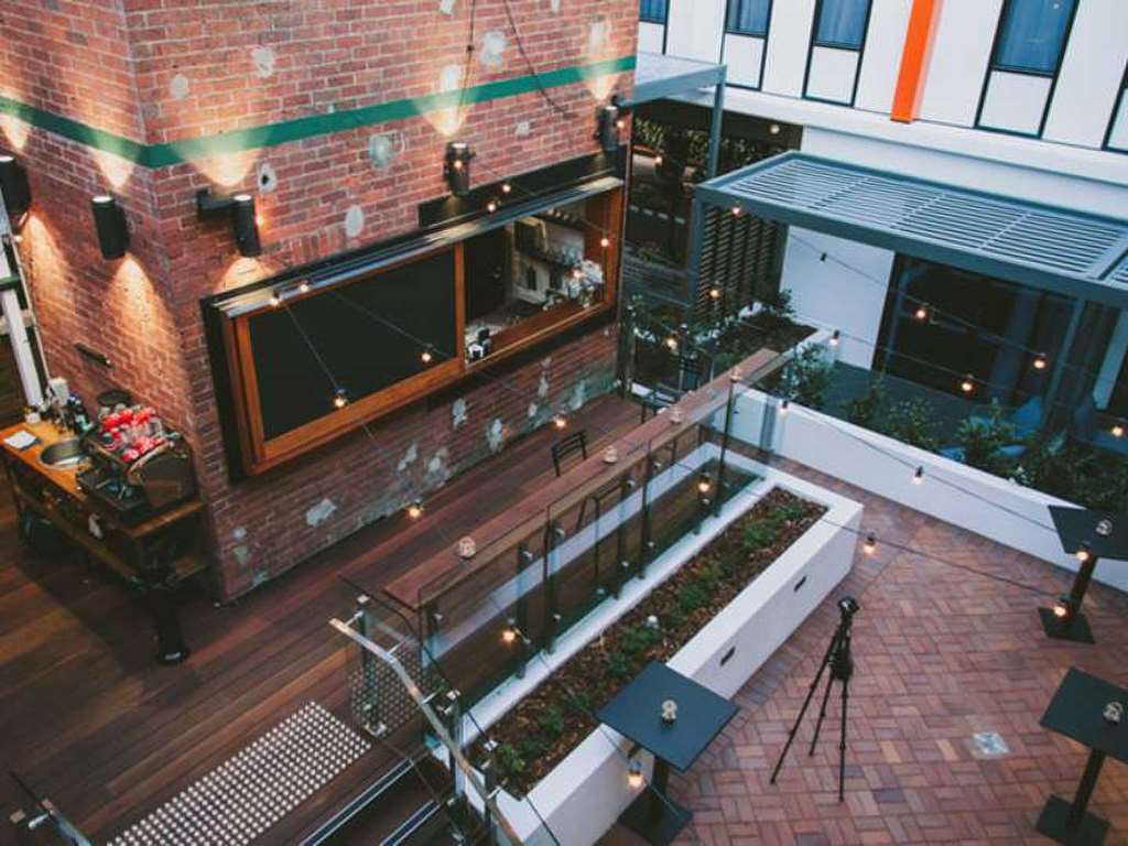 Spring Hill QLD Holiday Great Ocean Road