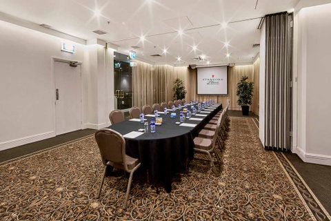 Stamford Plaza Melbourne - Holiday Great Ocean Road 10