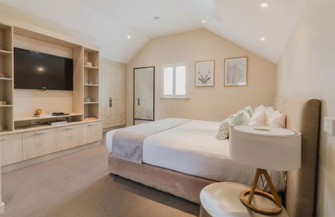 The Haus Studio Apartments - Holiday Great Ocean Road 1