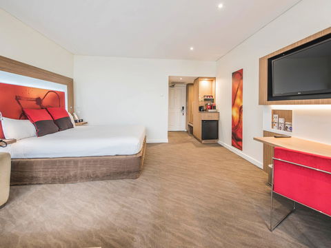Novotel Sydney Rooty Hill - Holiday Great Ocean Road 2
