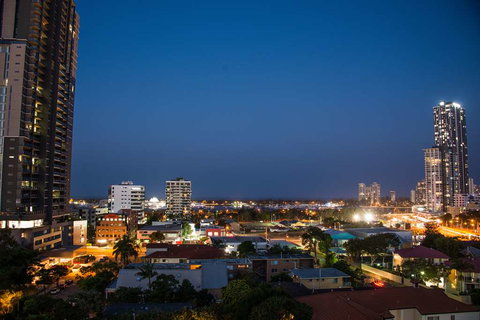 Woodroffe Hotel, Gold Coast - Holiday Great Ocean Road 1