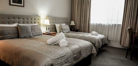 Cotswold Gardens - Holiday Great Ocean Road 2