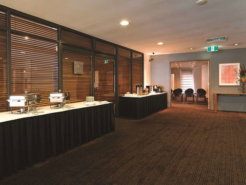 Adina Apartment Hotel Sydney Town Hall - Holiday Great Ocean Road 13