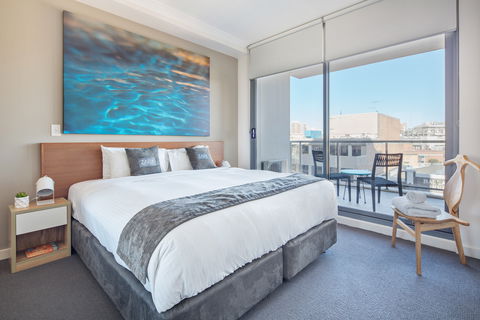 Zara Tower Serviced Apartments - Holiday Great Ocean Road 13