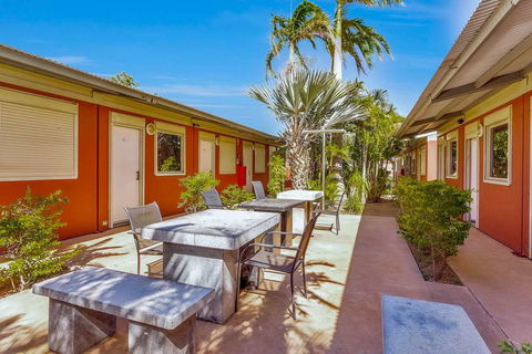 Econo Lodge Karratha - Holiday Great Ocean Road 17