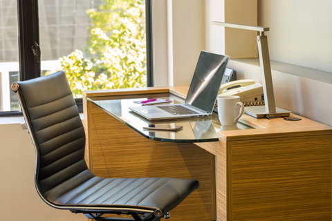 Crowne Plaza Canberra - Holiday Great Ocean Road 5