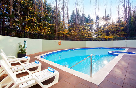 Crowne Plaza Canberra - Holiday Great Ocean Road 7