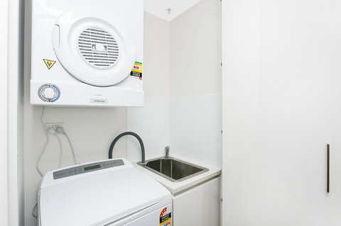 Astra Canberra Manhattan - Holiday Great Ocean Road 16