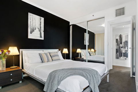 Astra Apartments Parramatta - Holiday Great Ocean Road 15