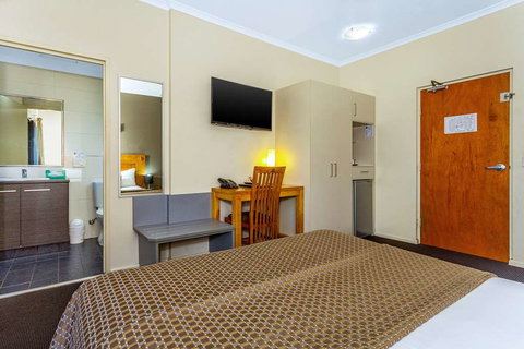 Quality Hotel Darwin Airport - Holiday Great Ocean Road 8