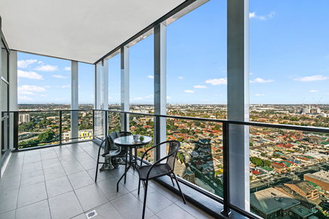Astra Apartments Parramatta - Skyrise - Holiday Great Ocean Road 1