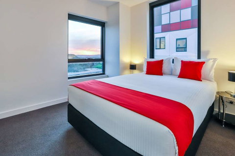 Melbourne Knox Central Apartment Hotel - Holiday Great Ocean Road 3