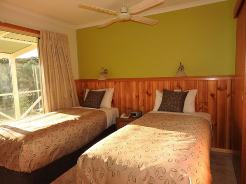Golden Heritage Motor Inn & Cottages - Holiday Great Ocean Road 8