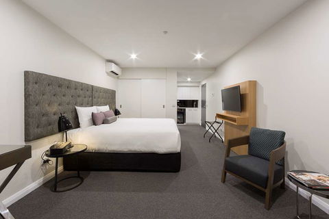 Avenue Hotel Canberra - Holiday Great Ocean Road 4