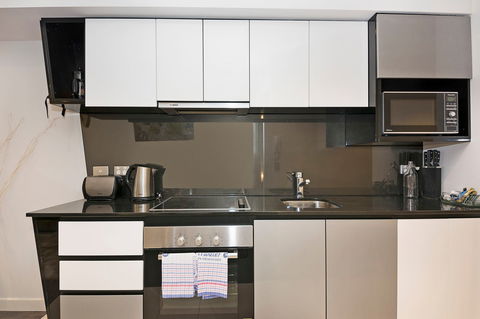 Astra Apartments Perth - Holiday Great Ocean Road 14