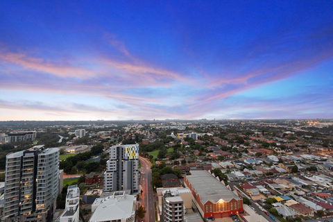 Astra Apartments Parramatta - Skyrise - Holiday Great Ocean Road 0