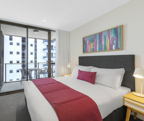 Avani Broadbeach Residences - Holiday Great Ocean Road 2