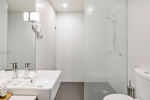 RACV Hobart Hotel - Holiday Great Ocean Road 1