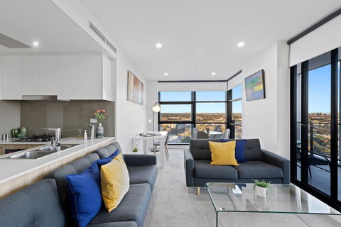 Astra Apartments Parramatta - Skyrise - Holiday Great Ocean Road 13