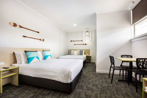 Caringbah Hotel, A NightCap Hotel - Holiday Great Ocean Road 4