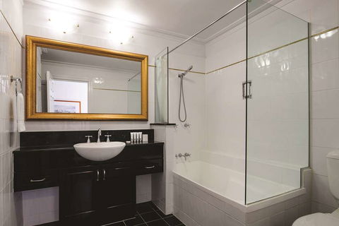 Adina Apartment Hotel Anzac Square - Holiday Great Ocean Road 6