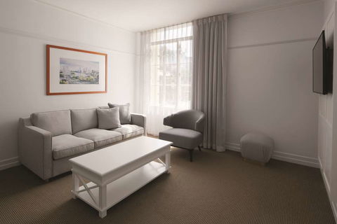 Adina Apartment Hotel Anzac Square - Holiday Great Ocean Road 9