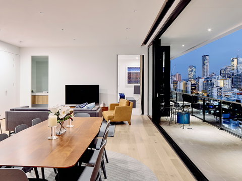 The Johnson - Art Series - Holiday Great Ocean Road 12