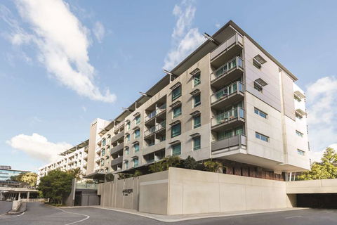 Adina Apartment Hotel Perth - Holiday Great Ocean Road 0