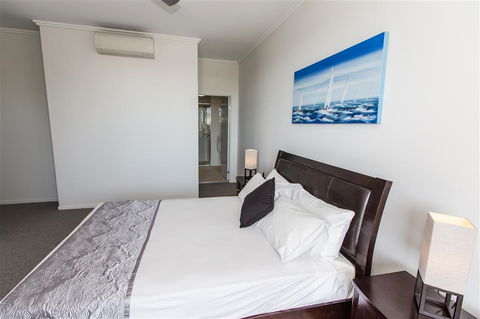 Gladstone Central Plaza Apartment Hotel - Holiday Great Ocean Road 2