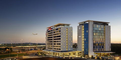 Pullman Brisbane Airport Hotel - Holiday Great Ocean Road 1