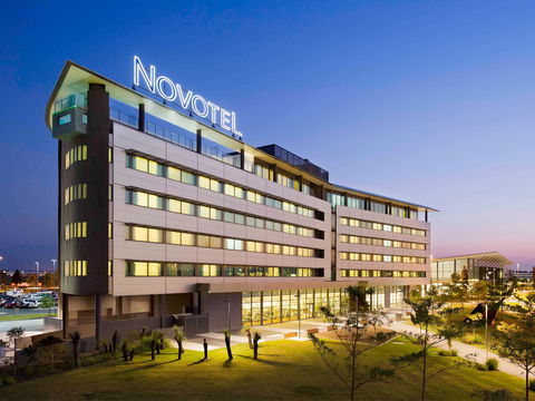 Novotel Brisbane Airport - Holiday Great Ocean Road 0