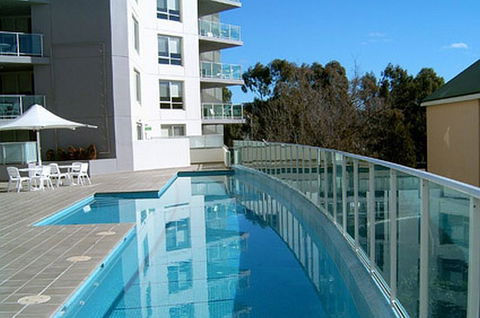 Pacific Suites Canberra - Holiday Great Ocean Road 2