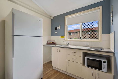 Caboolture Central Motor Inn, SureStay Collection - Holiday Great Ocean Road 8