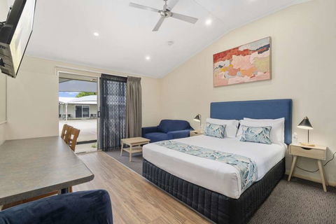 Caboolture Central Motor Inn, SureStay Collection - Holiday Great Ocean Road 10