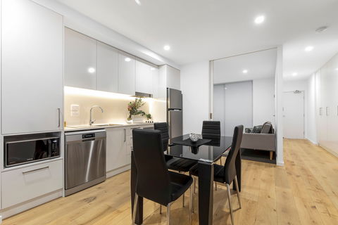 Astra Apartments Newcastle - Holiday Great Ocean Road 2