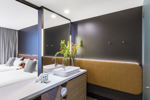 Vibe Hotel Canberra - Holiday Great Ocean Road 16