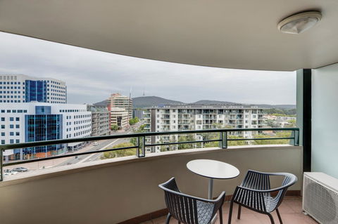 Adina Serviced Apartments Canberra James Court - Holiday Great Ocean Road 2