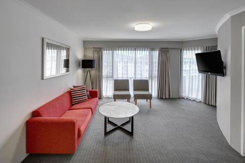 Adina Serviced Apartments Canberra James Court - Holiday Great Ocean Road 5