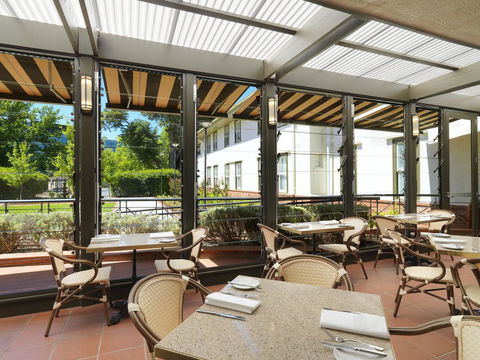Hotel Kurrajong Canberra - Holiday Great Ocean Road 24