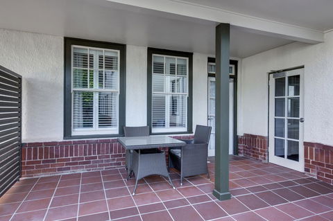 Hotel Kurrajong Canberra - Holiday Great Ocean Road 8